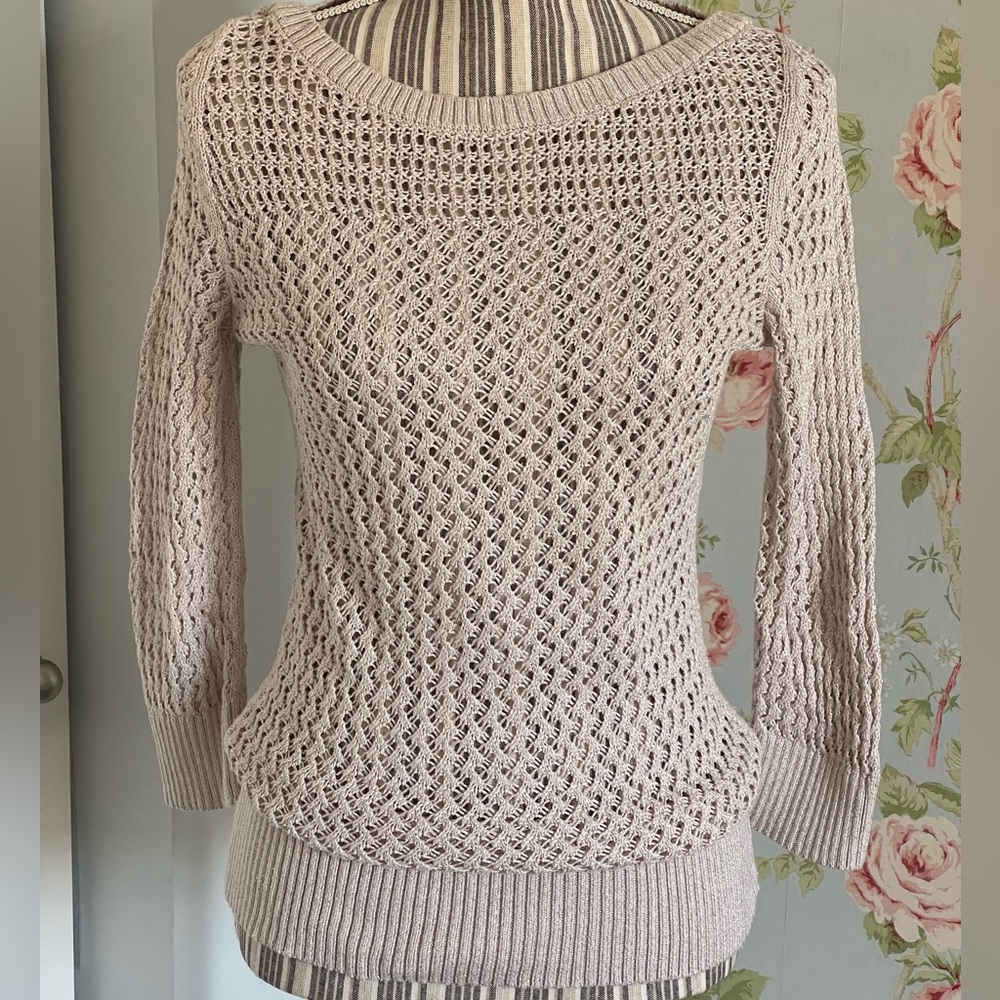 Beautiful knit look sweater
